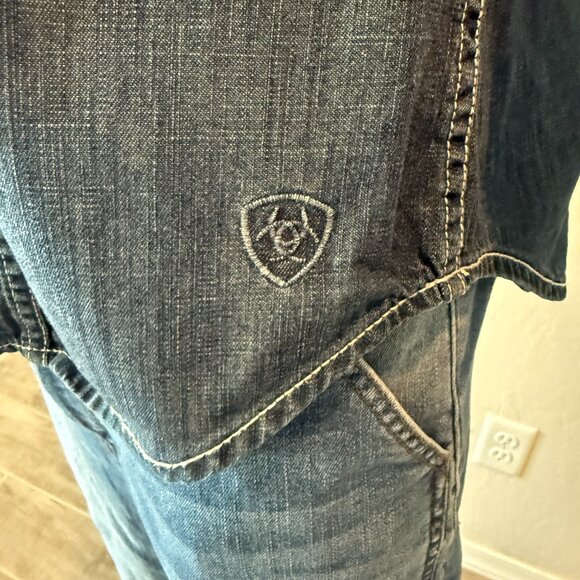 Ariat Women's Denim Snap Shirt (Fitted) - Picture 3 of 12